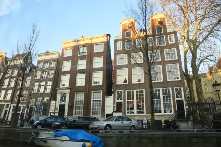 51.jpg